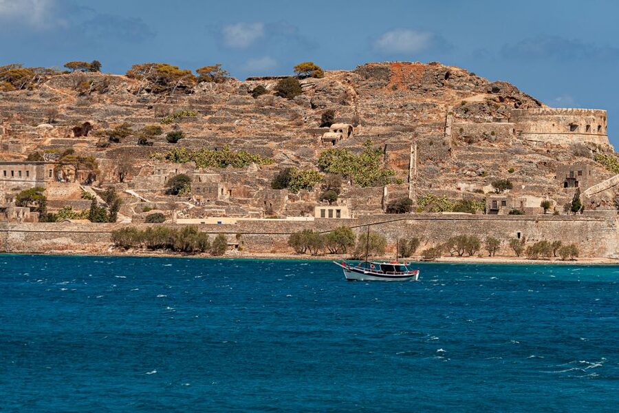 Crete: Agios Nikolaos, Plaka and Spinalonga Island Tour - Who should book this day trip