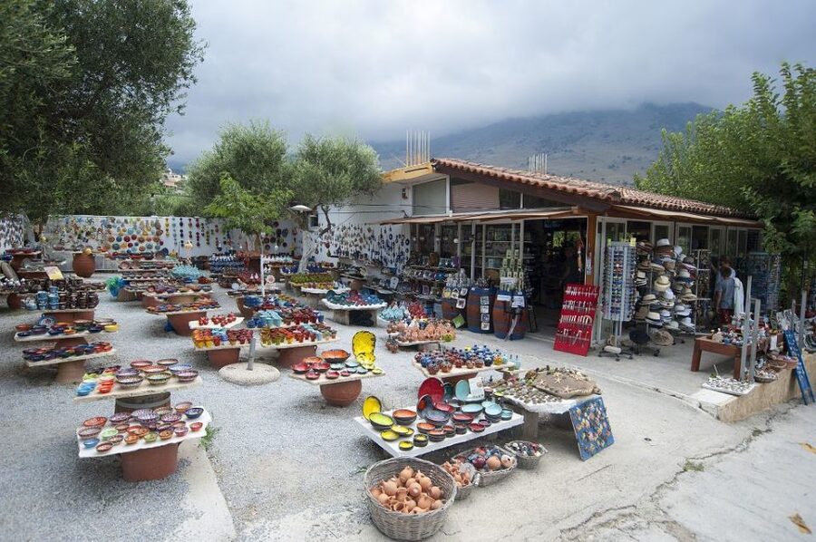 Crete: Chania, Lake Kournas and Rethymno Tour - Lake Kournas: Freshwater Swim, Pedalos, and Wildlife Chances