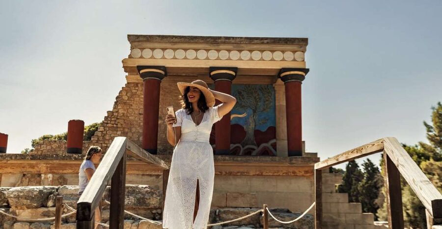 Crete: Knossos Palace and Museum E-Tickets with Audio Guides - Key things to know before you go