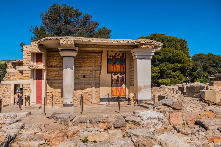 Crete: Knossos Palace Entry Ticket with Optional Audio Guide - Knossos Palace: Why This Minoan Mega-Site Matters