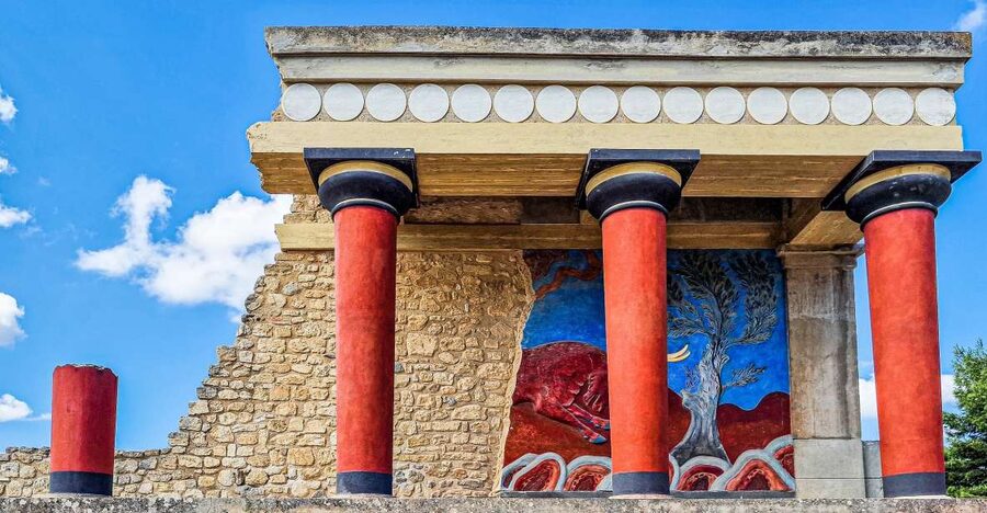 Crete: Knossos Palace, Heraklion City, Market Guided Tour - Pickup, drive time, and the rhythm of the day