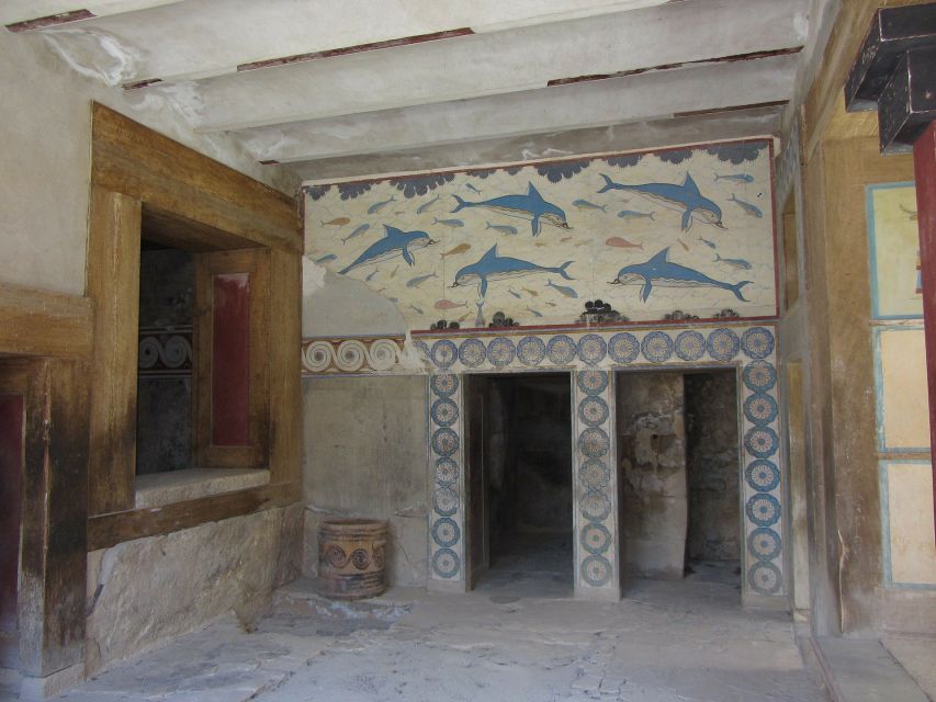 Crete: Knossos Palace & Heraklion Guided Tour - Walking Daidalou Street to Lion Square: Venetian and Turkish Touches in One Route