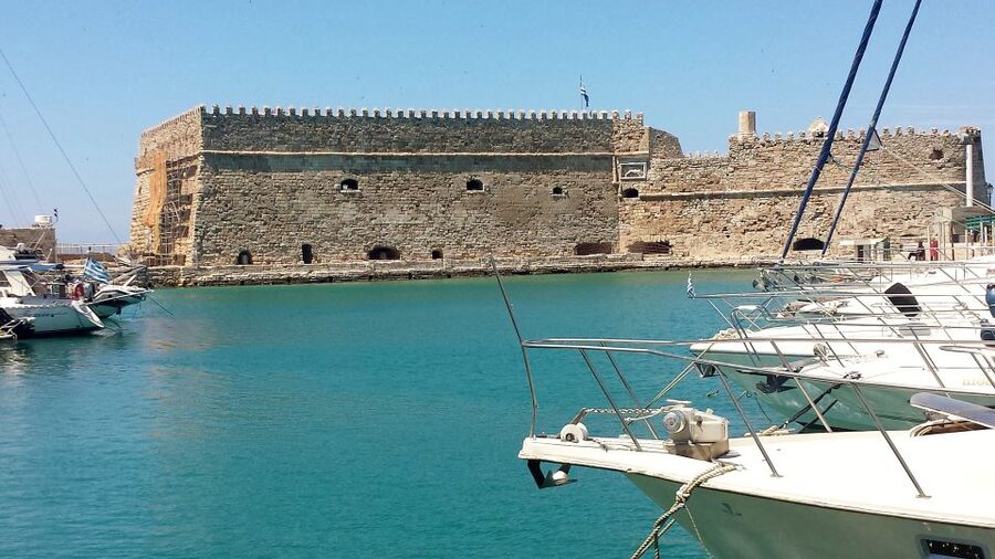Crete: Knossos Palace & Heraklion Guided Tour - Price and Entrance Fees: What You’re Really Paying For