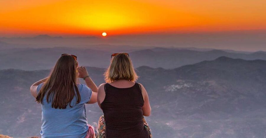 Crete: Land Rover Safari with Sunset Viewing, Dinner, & Wine - Sparkling wine at the high point, fruit in hand, and camera time