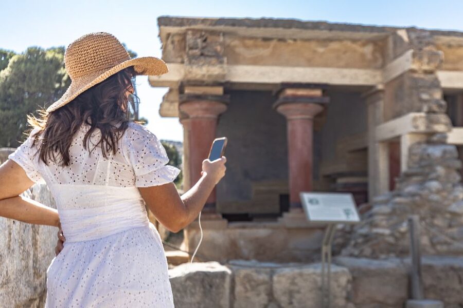 Crete: Palace of Knossos E-Ticket and Audio Guide - The “Follow the Audio” Reality Check