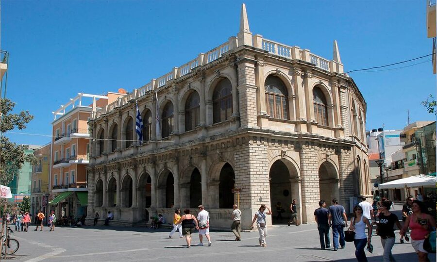 Day Trip To Heraklion City Center & Market & CretAquarium - Budget Reality: The $23 Fare Plus the Things You Pay For