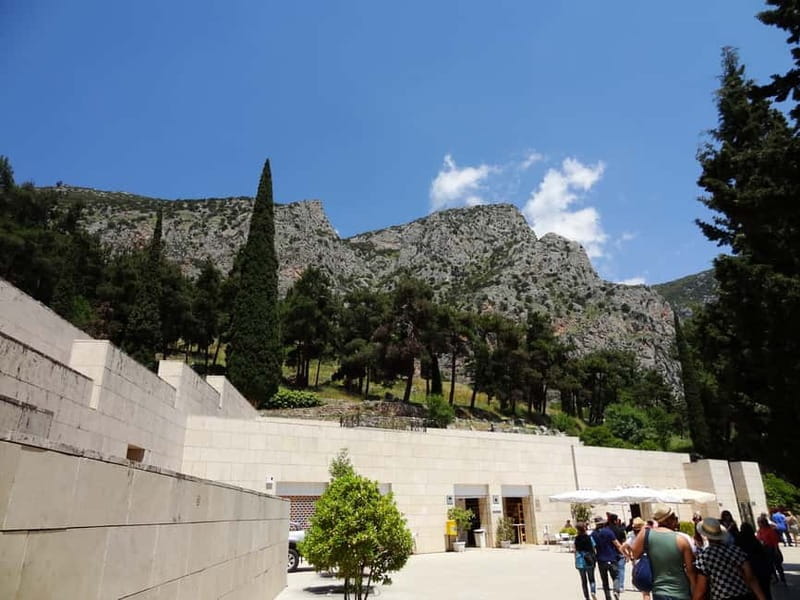 Delphi: Archaeological Site & Museum Ticket with Audio Tours - Who this Delphi audio ticket suits best