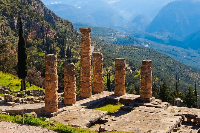 Delphi full day V.R audio guided tour with entry ticket - Price and logistics: is this $36.30 day trip really good value?