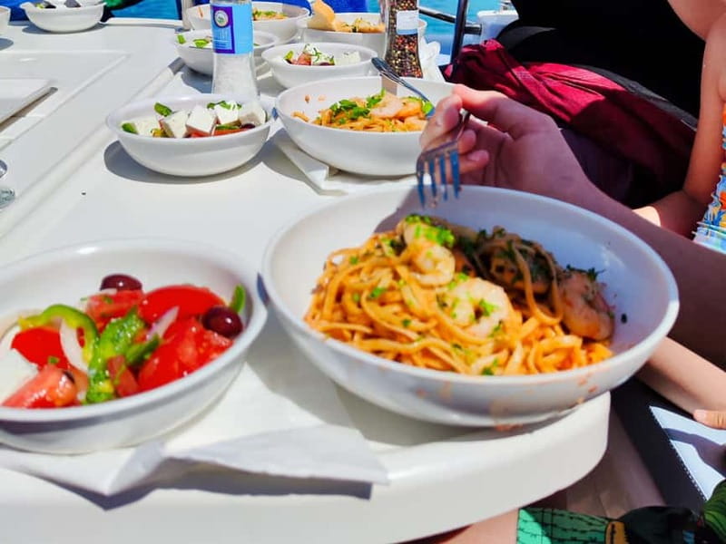 Dia Sailing Cruise With All-inclusive Meal And Drinks - The Sunset Cruise: Same Day, a Different Kind of Magic