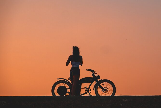 E-Bike Photo Stop Tour - Guides and the feel of the experience