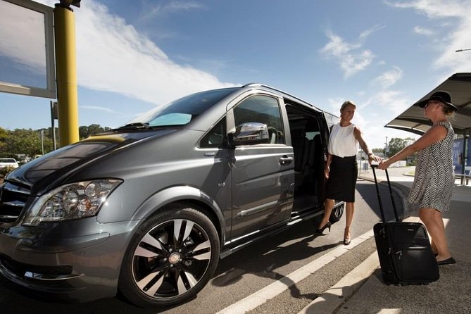 Economy Arrival Transfers From Santorini Airport To All Destinations - The Ride Itself: Clean, Spacious, and Often Shared