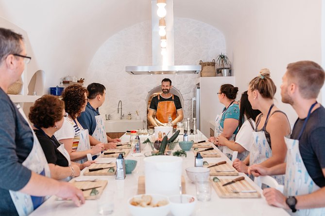 Exclusive Cooking Experience in our Cave Home by Petra Kouzina - Getting there in Megalochori: plan your transport