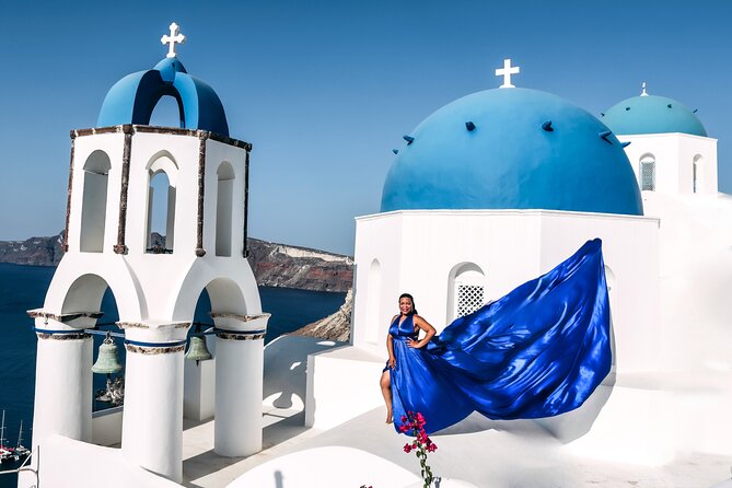 Exclusive Santorini Flying Dress Photoshoot with Pickup - The Flying Dress Moment: Posing Guidance and Getting the Dress to Move