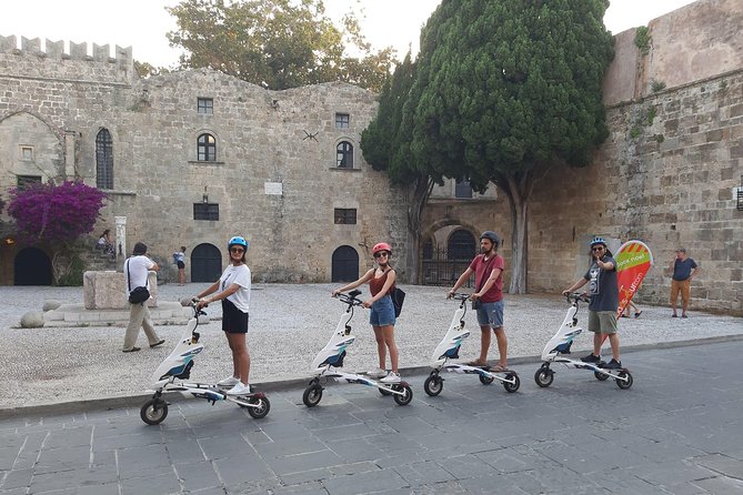 Explore the Medieval city of Rhodes on scooters - 2 hours - Timing and crowds: how to make this feel smooth
