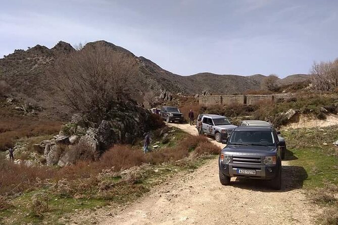 Explore the White Mountains of Crete - The 4x4-style day: rugged roads, quick stops, and how to handle them