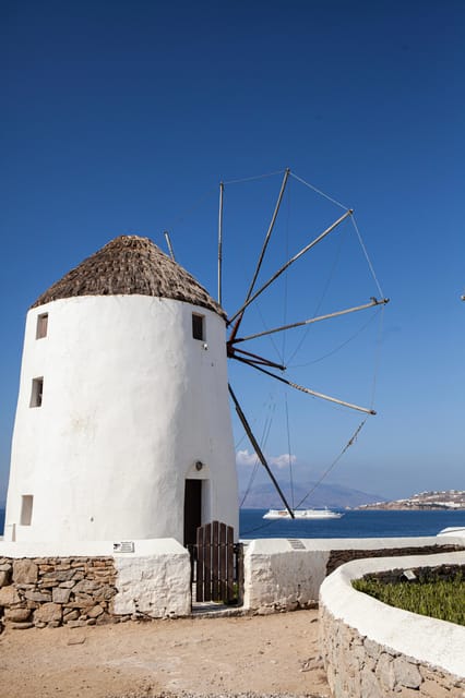 Feel like a local - Walking Tour in Mykonos Town 2hours - Mykonos Old Port: Ending Near the Water, Ready to Keep Exploring