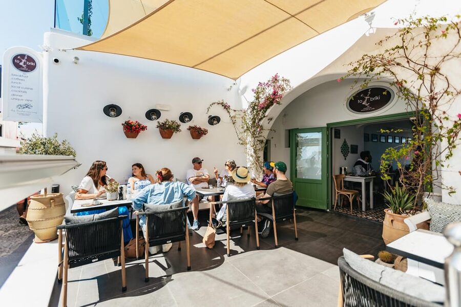 Fira: Guided Foodie Walking Tour with Tastings - Price and value: what $135 buys you in Santorini food reality
