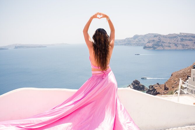 Flying Dress Santorini Photoshoot - Editing speed and photo count: 50 or 60 images in 7 days