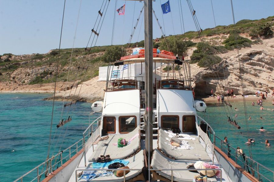 From Ag Anna: Rina's Cave and Ano and Kato Koufonisi Cruise - Getting There, Meeting at Agia Anna, and Timing Your Day