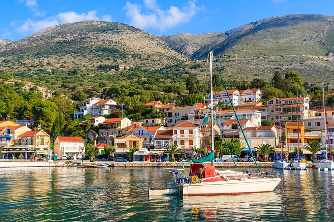 From Argostoli – Highlights of Kefalonia & Local Delights - Drogarati Cave: cool air, real steps, and impressive formations