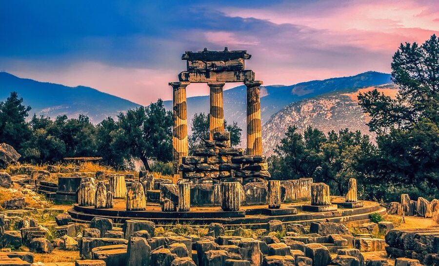 From Athens: Delphi and Meteora 2-Day Tour with Hotel - Guide quality, what it adds to Delphi and Meteora