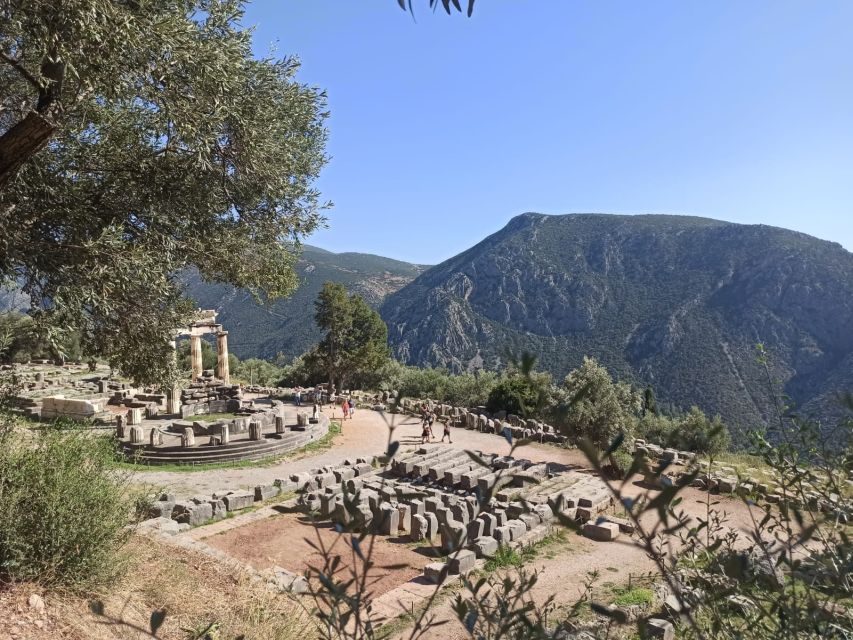 From Athens: Delphi Full Day V.R. Audio Guided Tour - Delphi in One Day: VR Audio That Helps You Read the Ruins