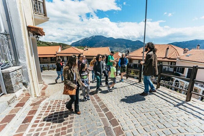 From Athens: Small-Group Delphi, Museum & Arachova Day Trip - Arachova around Mount Parnassus: your mountain break and food time