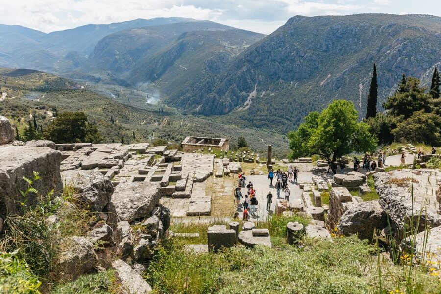 From Athens: Small-Group Delphi, Museum & Arachova Day Trip - Logistics that can make or break your day