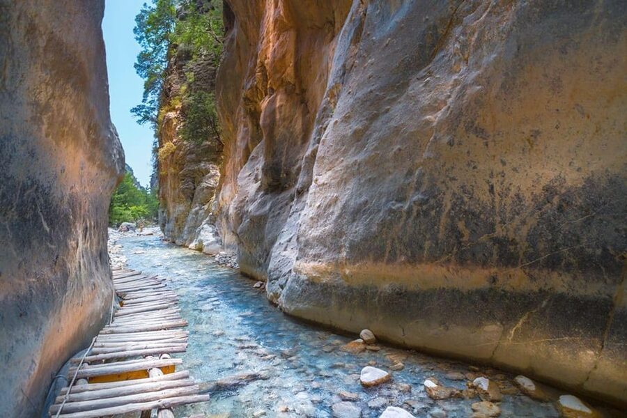From Chania: Samaria Gorge with Professional Hiking Guide - Omalos Breakfast Stop, Then You Start the Real Descent