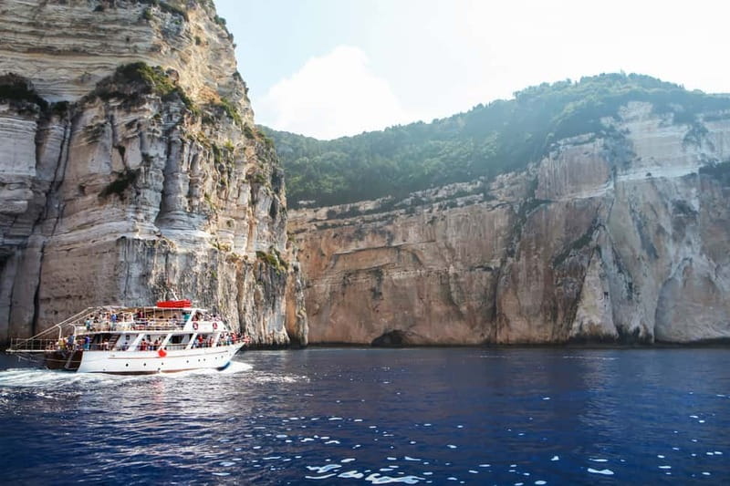 From Corfu: Day Cruise to Paxos, Antipaxos, & the Blue Caves - Languages, guidance, and how you follow along