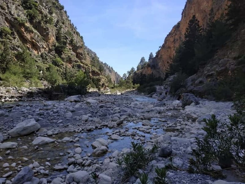 From Georgioupolis: Roundtrip Transfer to Samaria Gorge - Who should book this Samaria Gorge day trip from Georgioupolis