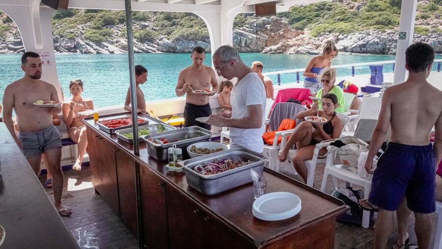 From Heraklion: Elounda, Kolokitha, and Spinalonga Boat Trip - The BBQ on Board: What’s Included, and How to Think About It