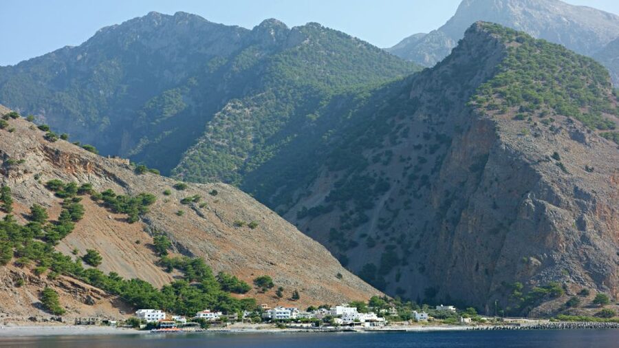 From Heraklion: Samaria Gorge & Agia Roumeli Hiking Day Trip - Getting the timing right: how a 15.5 to 17.5 hour day affects your body