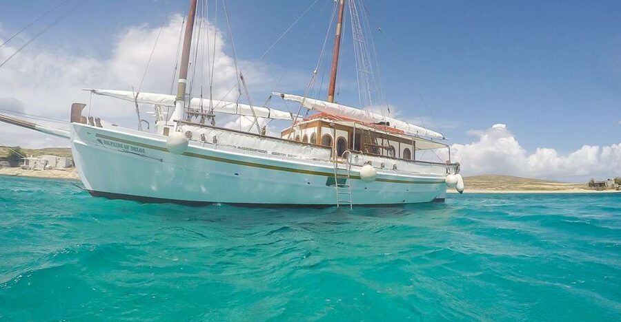 From Mykonos: Delos & Rhenia Islands Half-Day Trip by Boat - Sailing Out of Mykonos Old Port: How the Day Starts