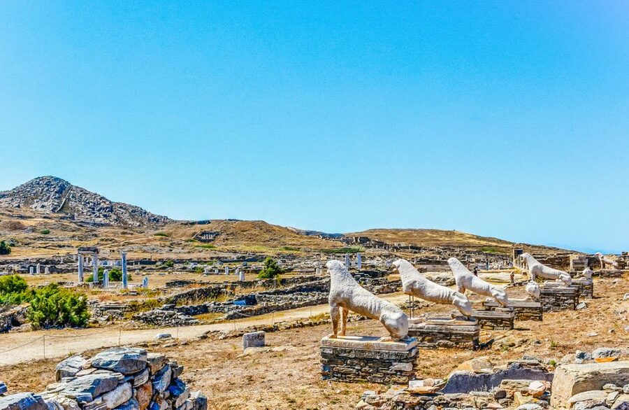 From Mykonos: Delos & Rhenia Islands Half-Day Trip by Boat - Onboard Vibe: Crew Energy, Music, and the Return Dance Party