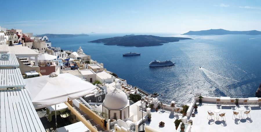From Naxos: Full-Day Boat Trip to Santorini - Fira Free Time: Cable Car, Museums, Restaurants, and the Gold Market on Ypapantis Street