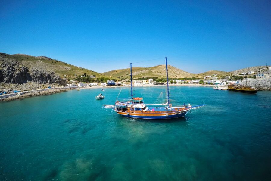 From the Port of Kos: Full Day Boat Cruise to 3 Islands - Plati Islet Swim Stop and Cocktail Hour on the Water