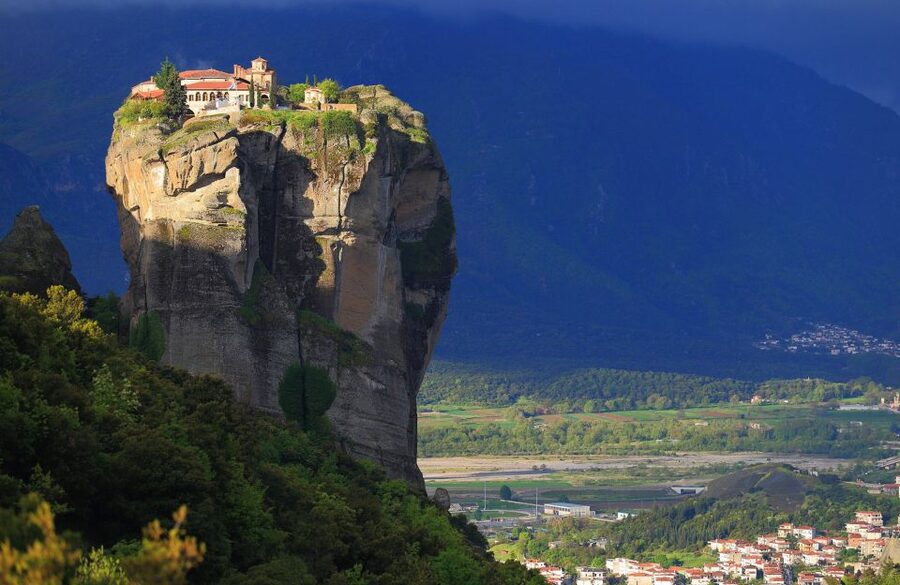 From Thessaloniki: Private Day Trip to Meteora with Transfer - Key things that make this Meteora trip work