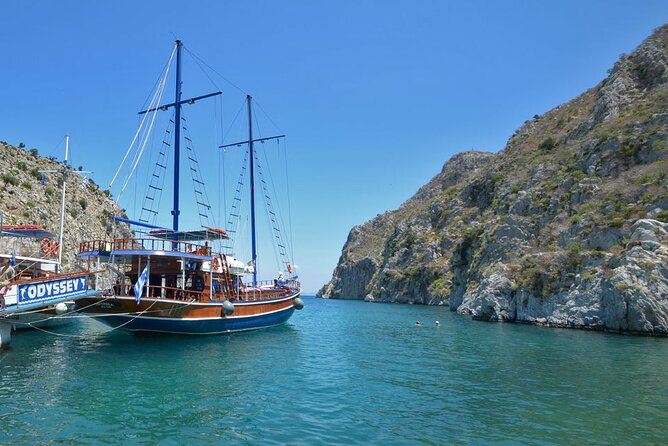Full Day 3-Island Boat Cruise from Port of Kos - Lunch BBQ and cocktails: what’s included and how the bar pricing works