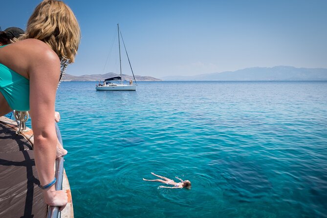 Full Day Boat Cruise to 3 Islands with optional pickup - Lunch on board and the vegetarian option you should look for