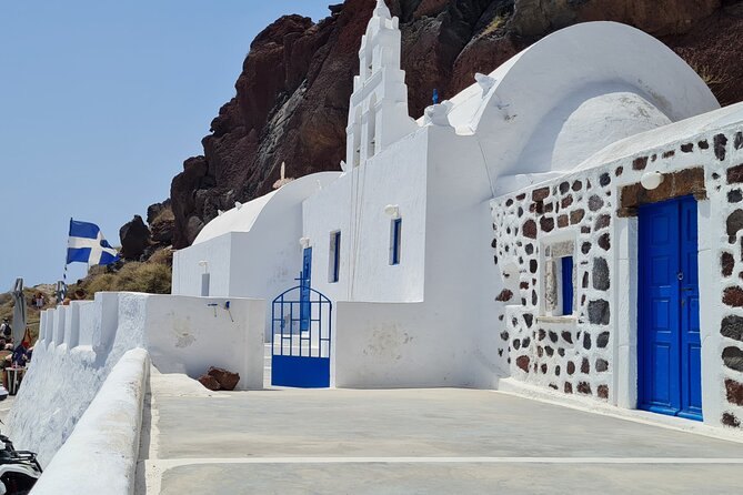 Full-Day Private Tour of Santorini Caldera & The Most Famous Sightseeing - Akrotiri Lighthouse: Old Greek Light, Big Sea Views, Sunset Mood