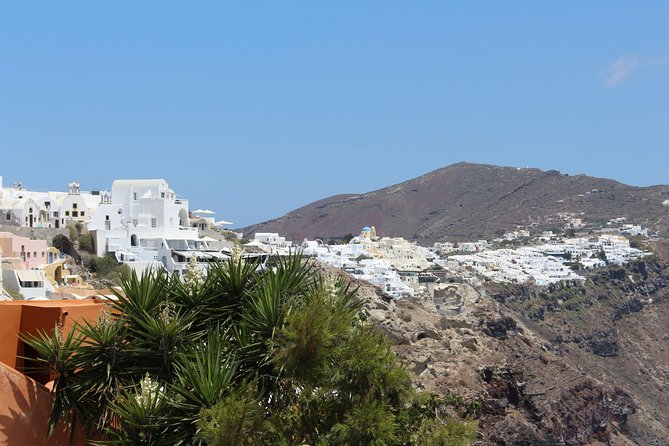 Full-Day Santorini Island Trip from Crete - Shared-bus reality: convenient, but you share the road