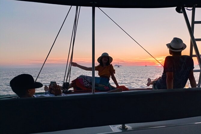 Half-Day Exclusive Catamaran Cruise in Santorini with Meal and Open Bar - Thirassia Island: snorkel time followed by your BBQ meal