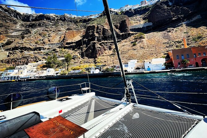 Half Day Premium Catamaran Cruise in Santorini including Oia - Who this half-day catamaran is best for