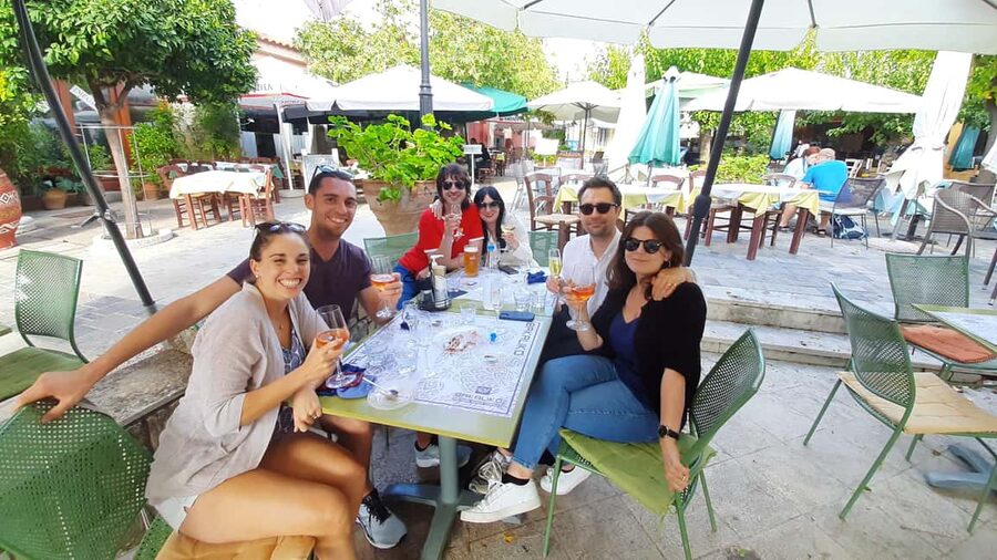 Heraklion: Cretan Wine Tasting Tour & Gourmet Lunch - Winery visits in Archanes and Peza: how two styles show up in the glass