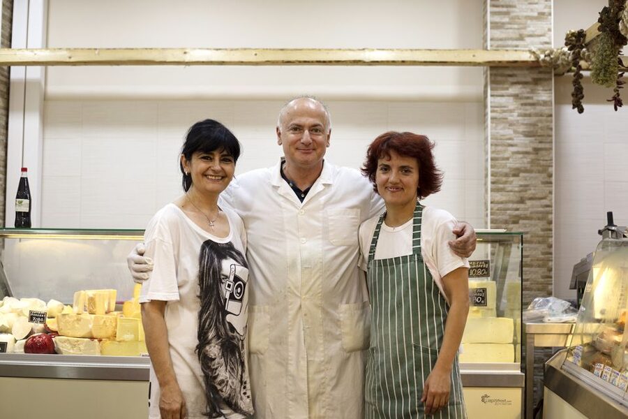 Heraklion: Food Tastings Walking Tour - Price and value: what $114 buys you in 4 hours