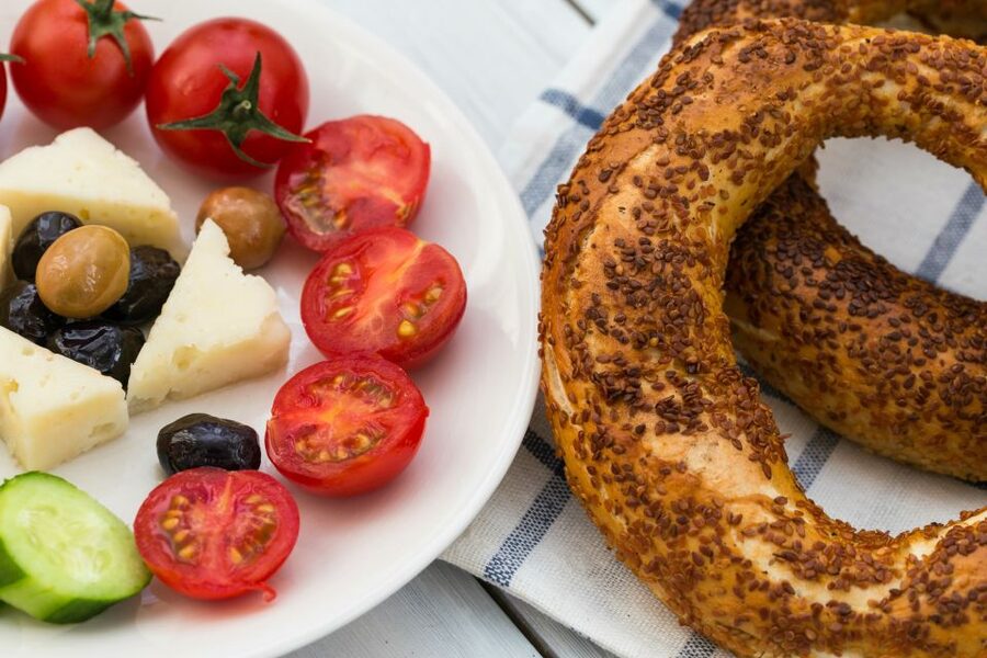 Heraklion: Food Tastings Walking Tour - Cheese tasting: learn to pick better Cretan cheeses