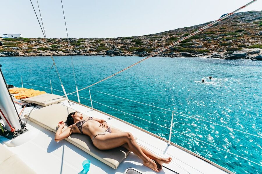 Heraklion: Sailboat Cruise to Dia Island with Drinks & Lunch - Crew and vibe: from captain handling choppy water to names you might hear