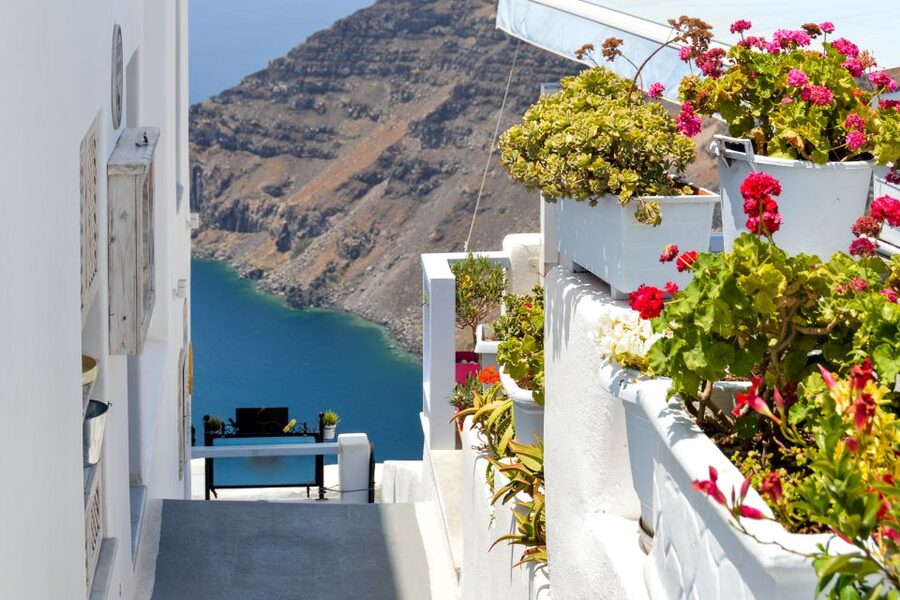 Heraklion: Santorini Day Trip with Boat Transfer & Oia Visit - Price and Value: What You Really Get for $199