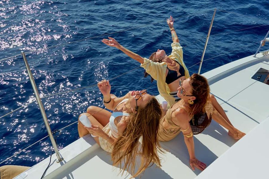 Heraklion: Sunset Luxury Cruise with Sushi and Open Bar - Getting Wet, Feeling the Wind, and Why That Can Still Be Fun